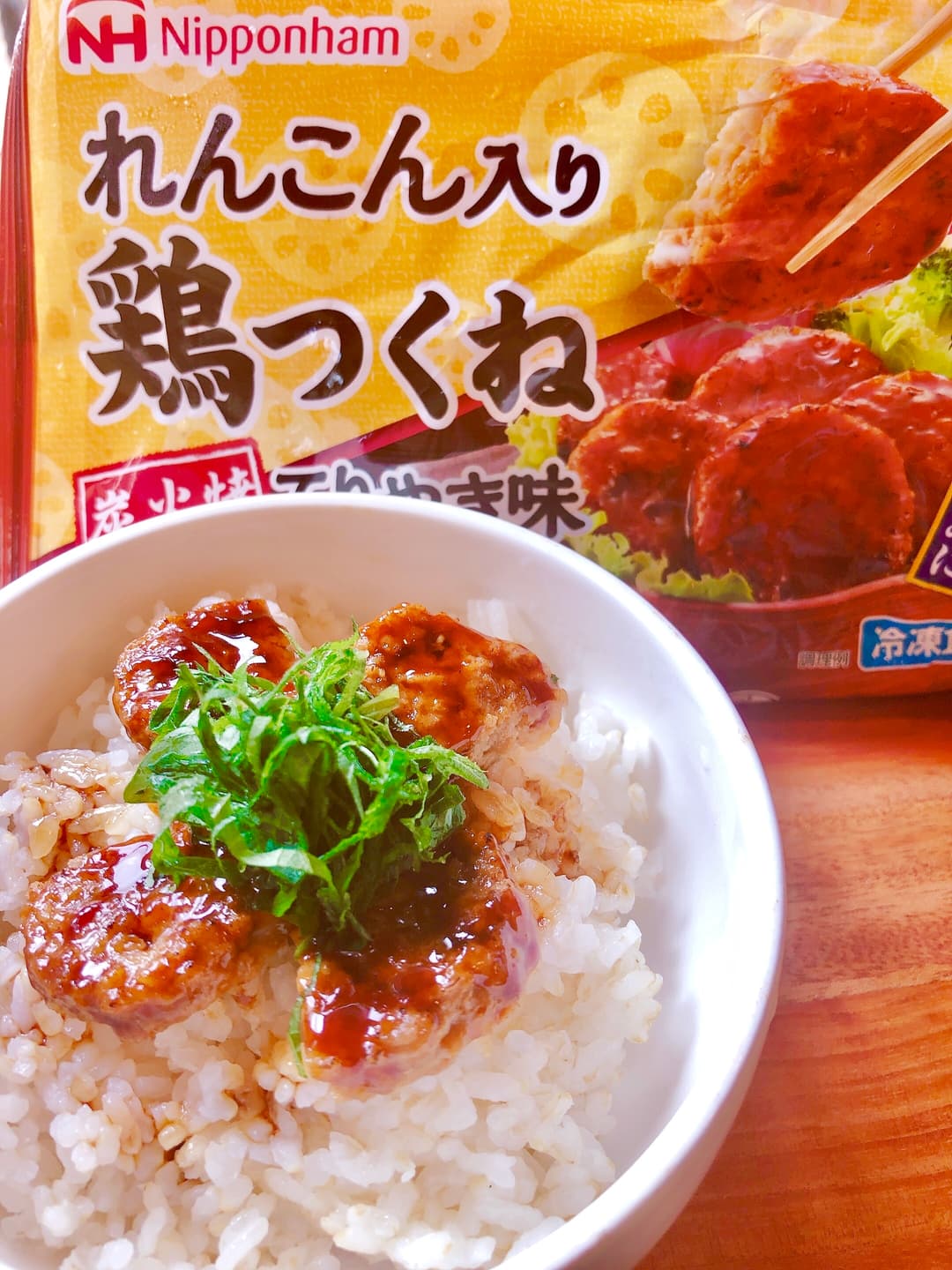 れんこん入りつくね丼の完成写真