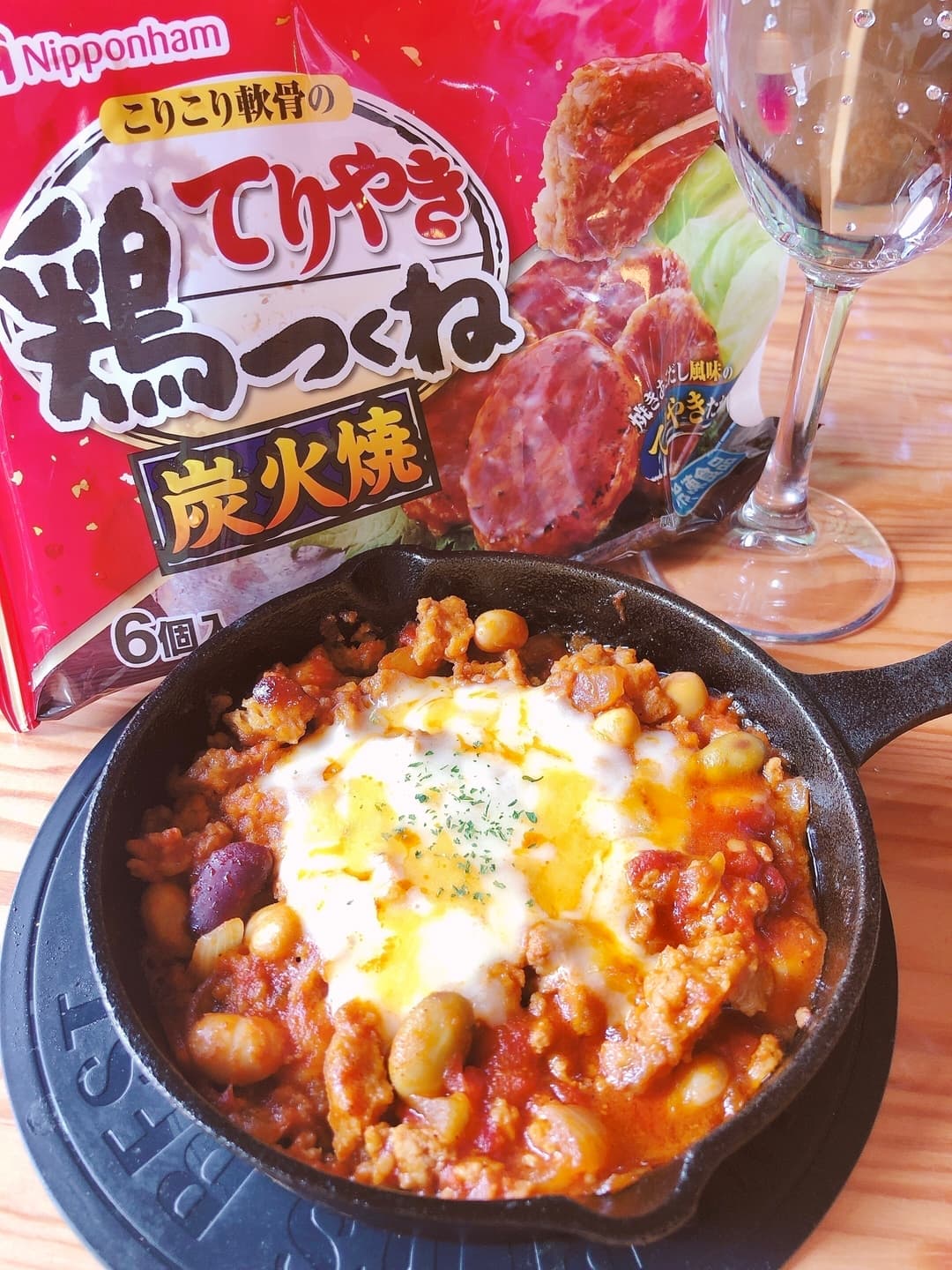 鶏つくねのチリコンカンの完成写真
