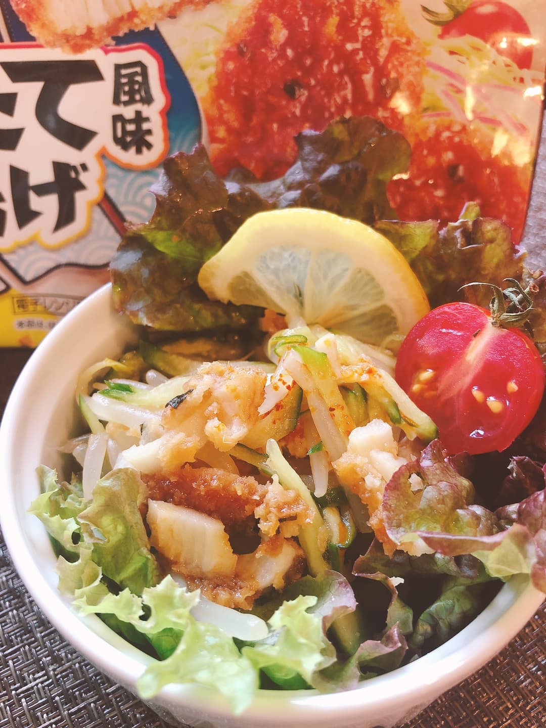 もやしときゅうりの辣油和えの完成写真