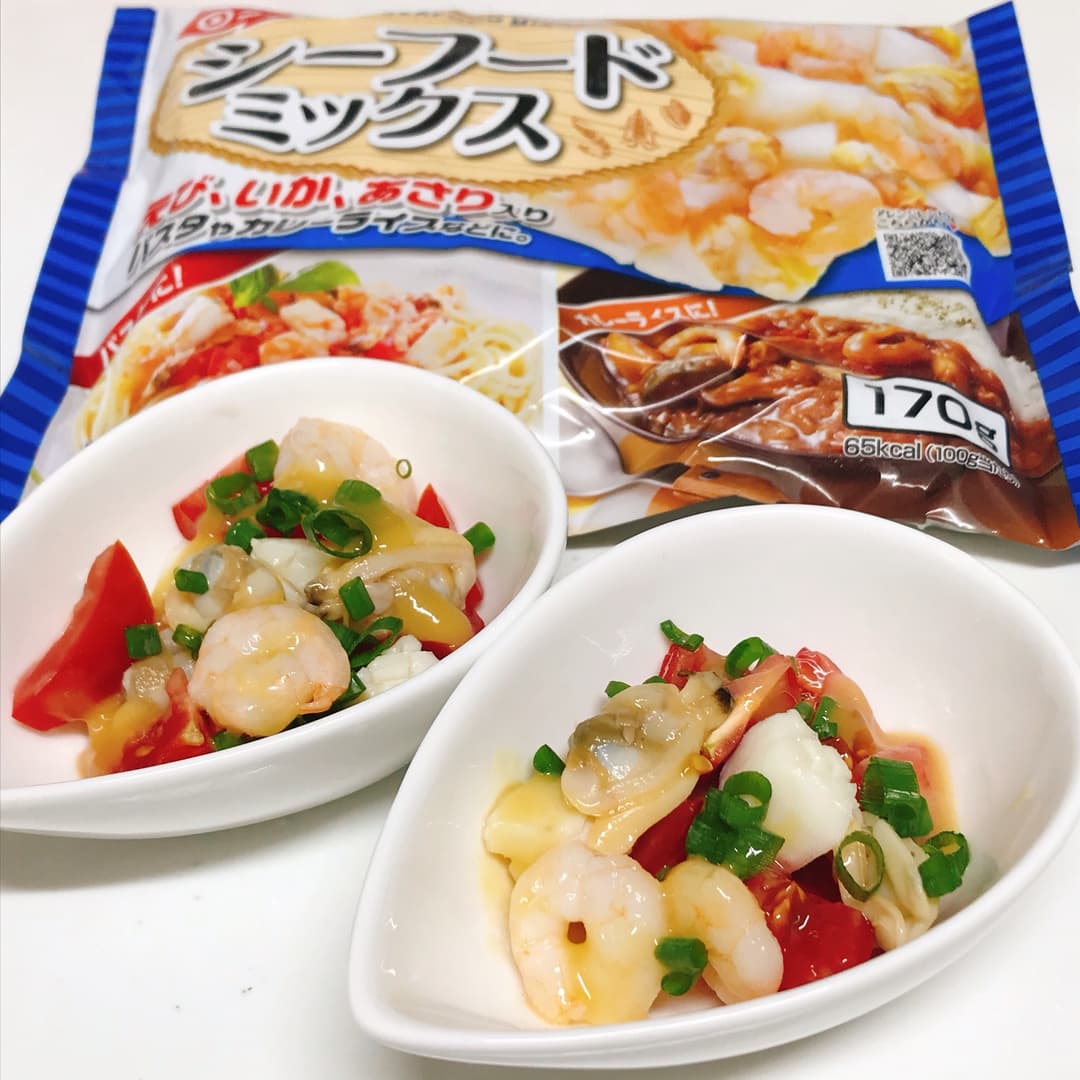 シーフードミックスとトマトの酢味噌和えの完成写真