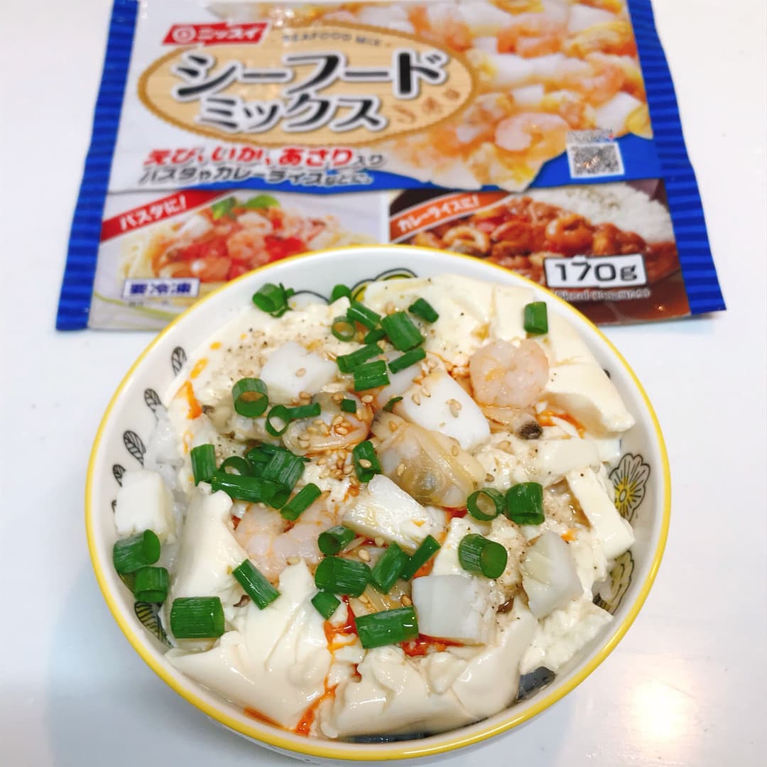 シーフードやっこ丼の完成写真