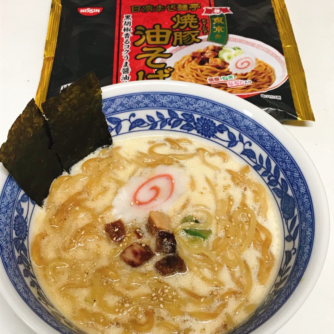 油そばの豆乳ラーメンの完成写真