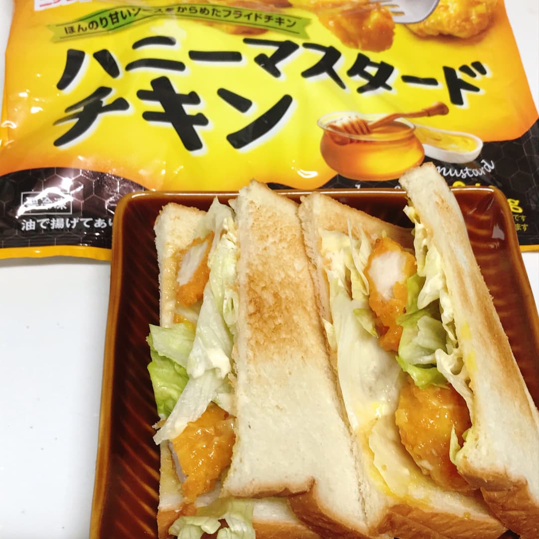 ハニーマスタードチキンサンドの完成写真