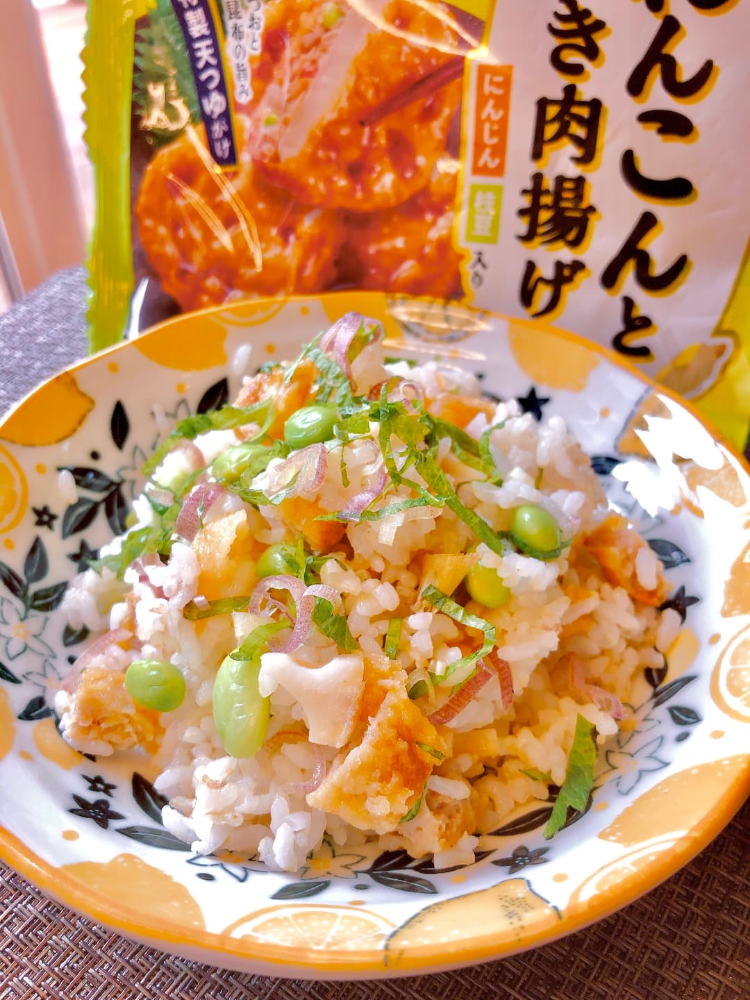 れんこんとひき肉揚げの混ぜ寿司の完成写真