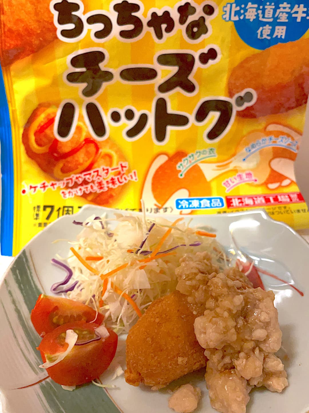 チーズハットグの鶏そぼろのせの完成写真