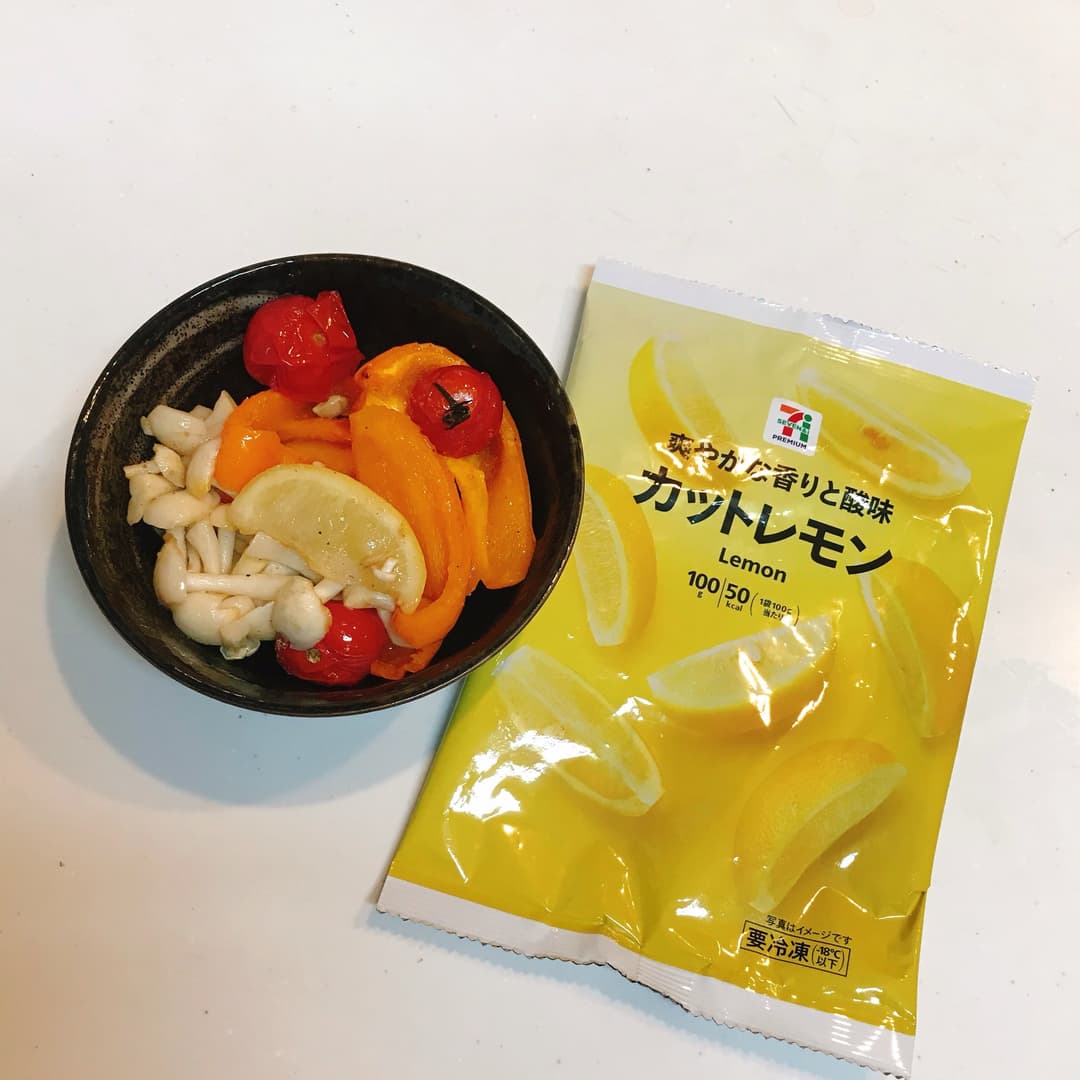 パプリカとしめじのレモングリルの完成写真