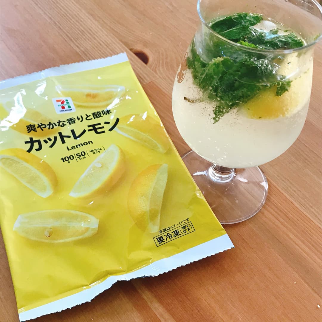 レモンで作るノンアルモヒートの完成写真