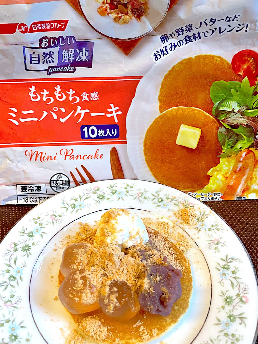 パンケーキのわらび餅のせの完成写真