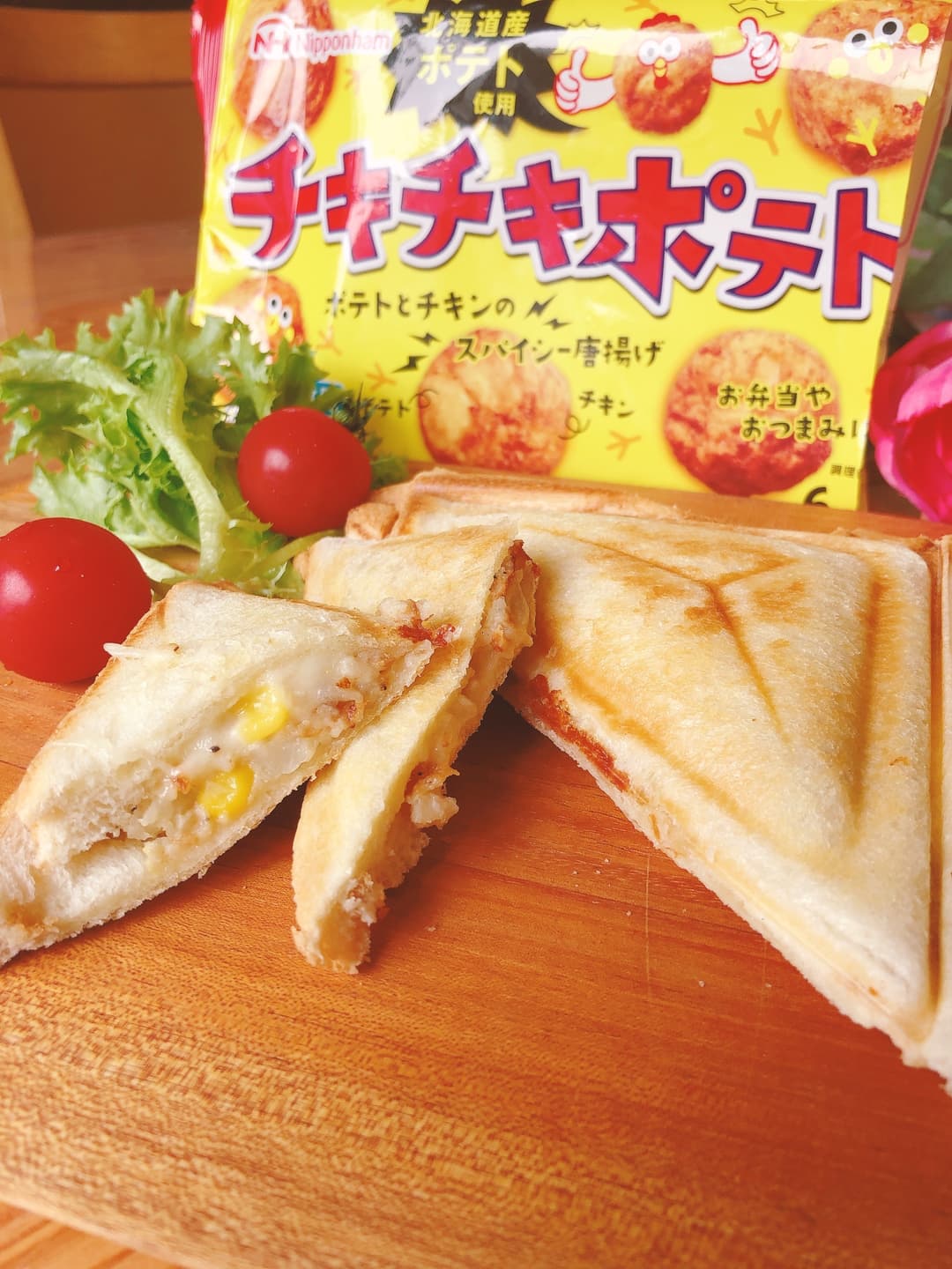 ポテチキホットサンドの完成写真