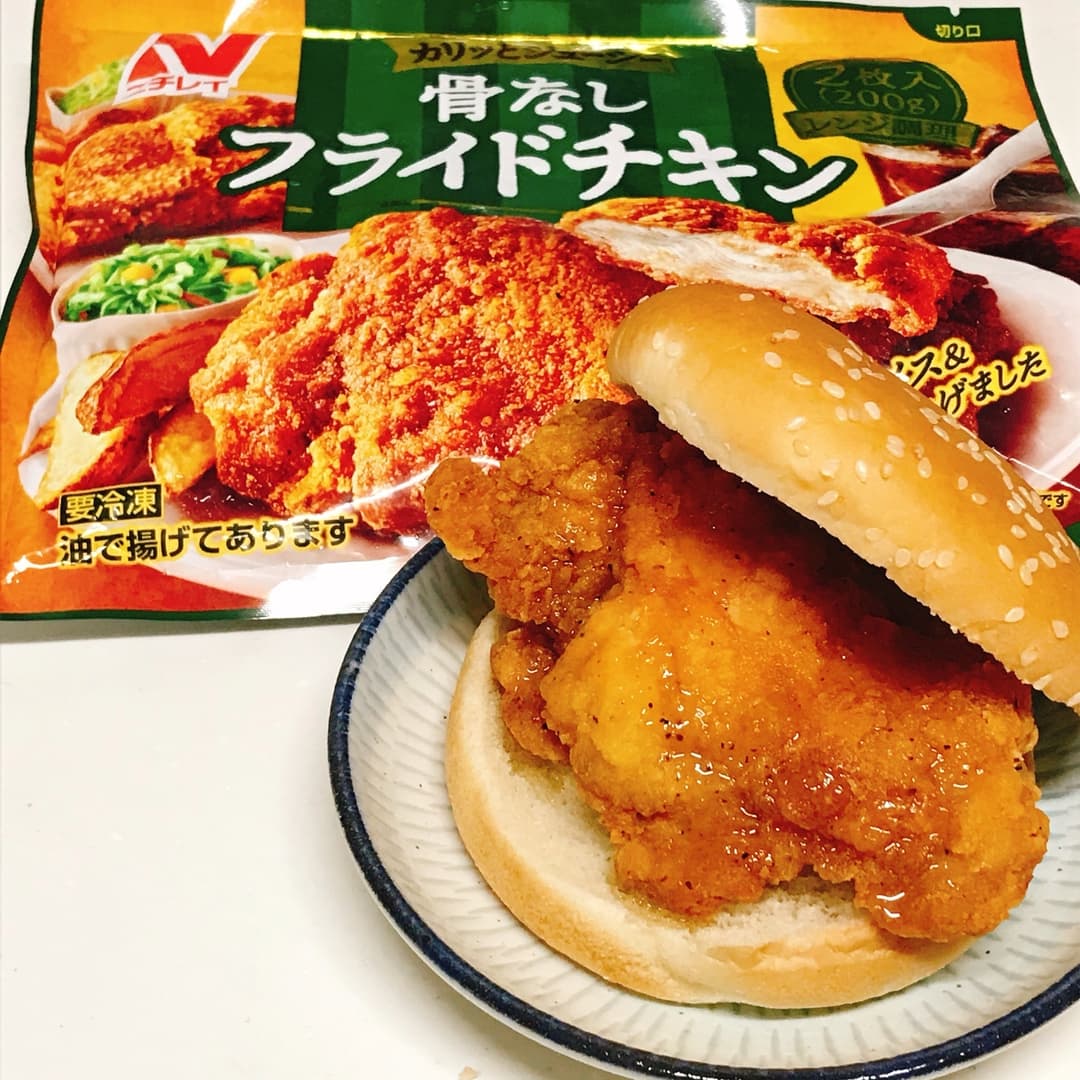メープルフライドチキンバーガーの完成写真