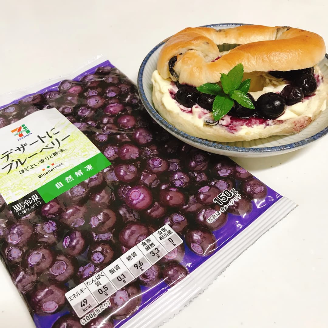 ブルーベリークリームチーズサンドの完成写真