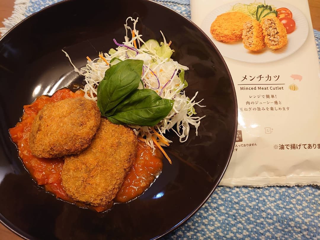 メンチカツのトマトソースの完成写真