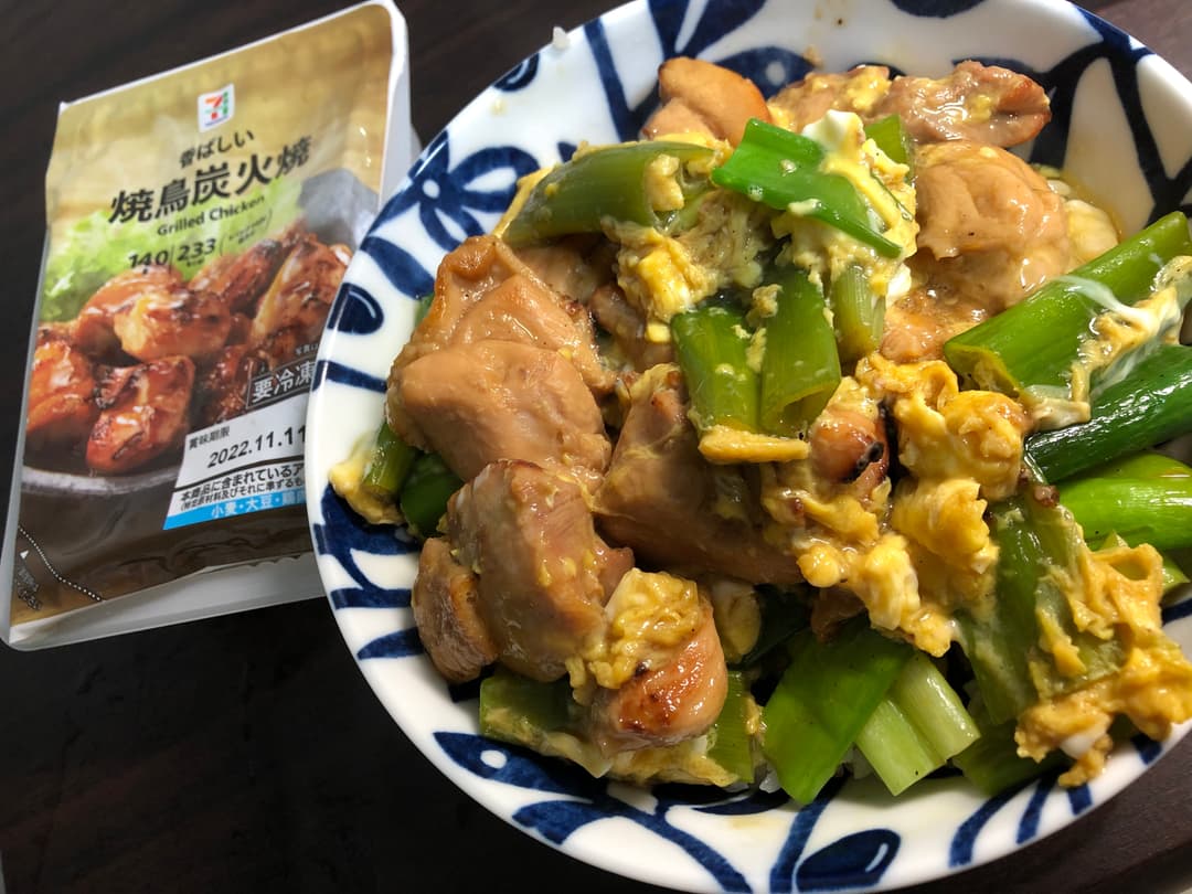 7プレミアム 焼鳥炭火焼の【親子丼】の完成写真