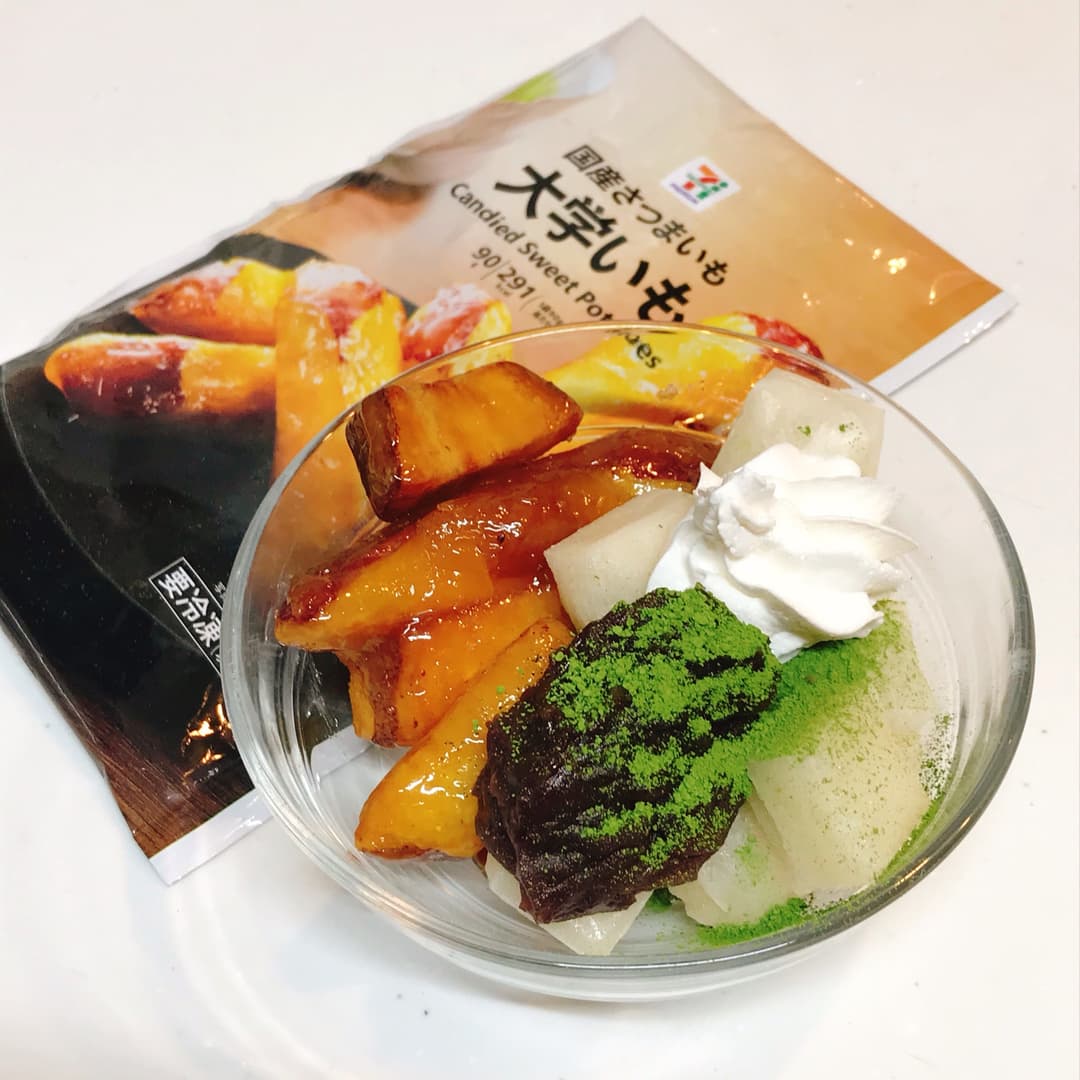 大学いもと焼き餅の抹茶パフェの完成写真
