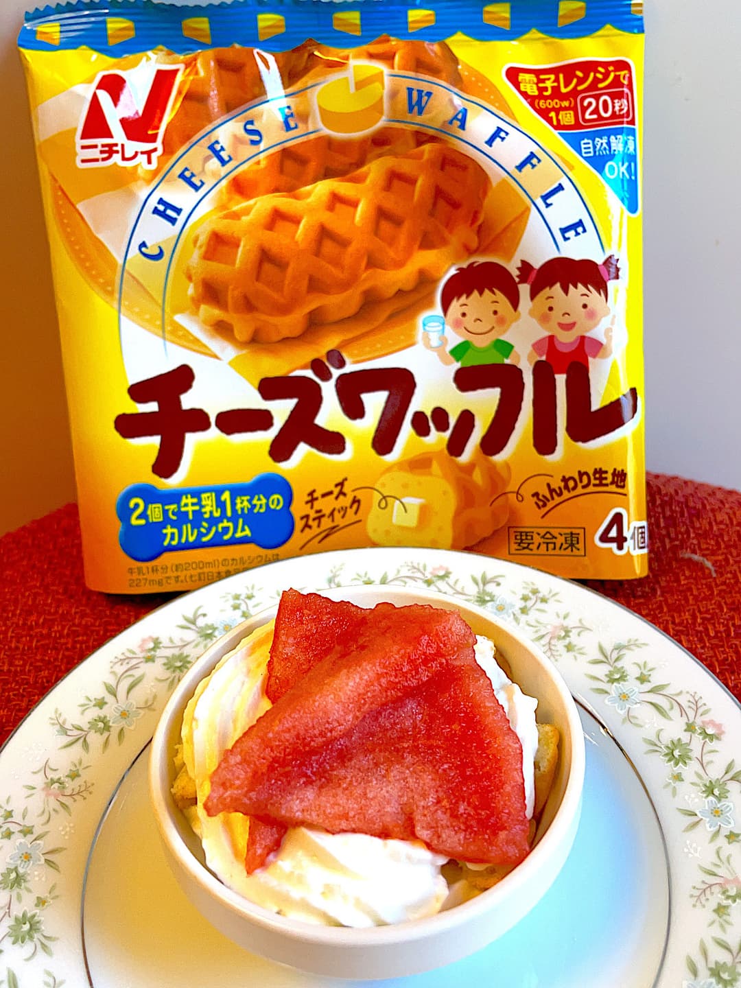 チーズワッフルのさっぱりスイカパフェの完成写真