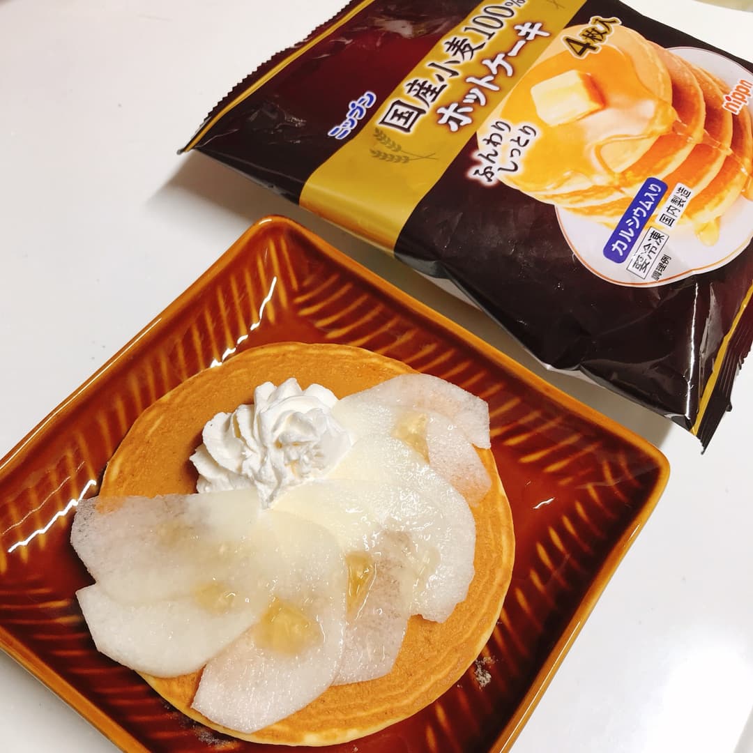 梨とメープルのホットケーキの完成写真