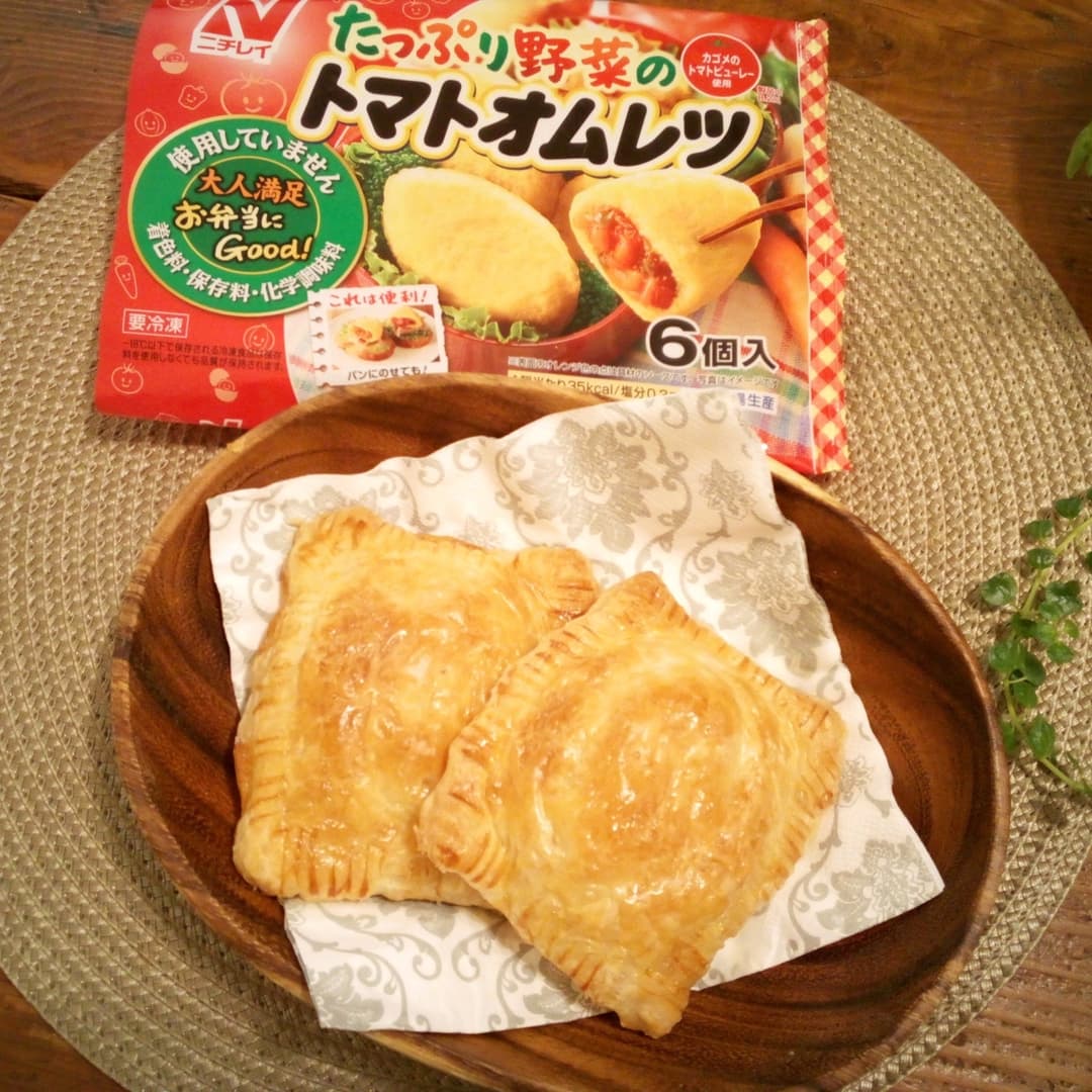 トマトオムレツのベーコンチーズパイの完成写真