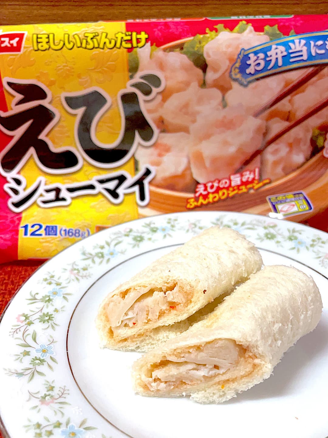 えびシューマイのめんたいロールパンの完成写真