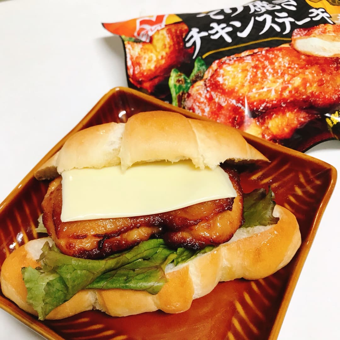 てり焼きチキンの塩バターサンドの完成写真