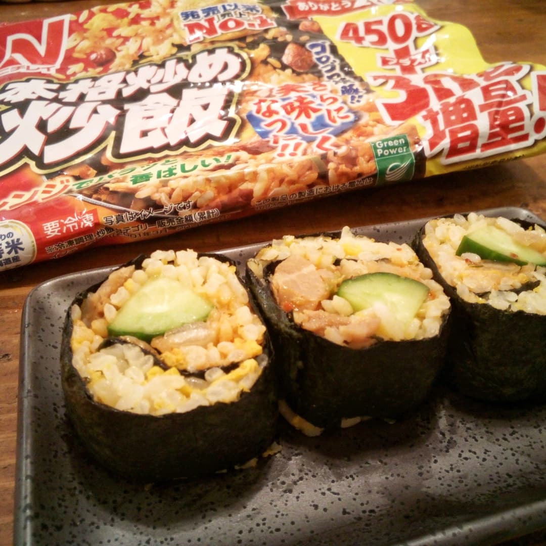キムチときゅうりの炒飯キムパ風の完成写真