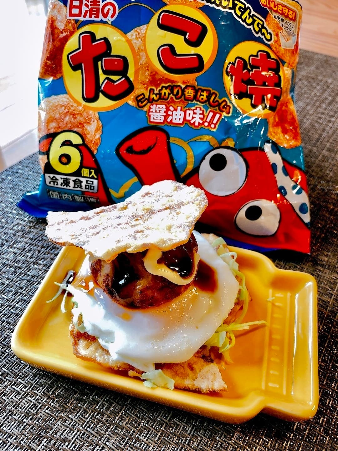 イカフライの目玉たこ焼きサンドの完成写真