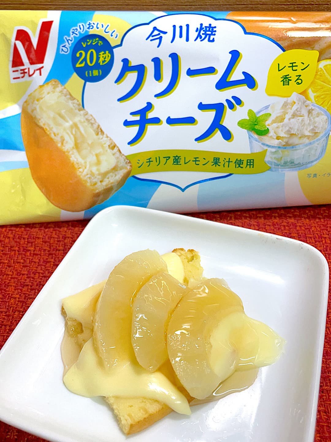 今川焼のモッツァレラ白桃焼きの完成写真