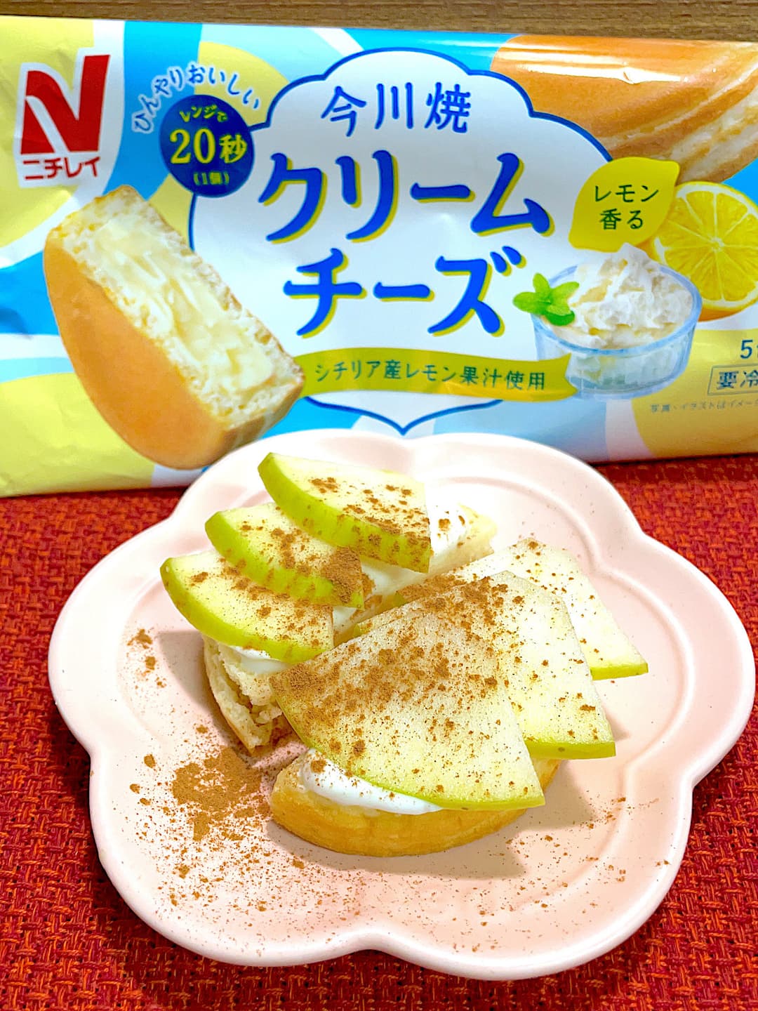 今川焼のりんごタルト風の完成写真
