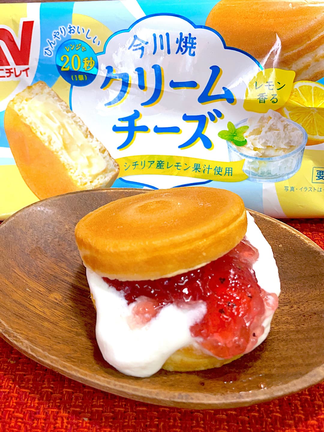 いちごジャムクリームチーズ今川焼の完成写真