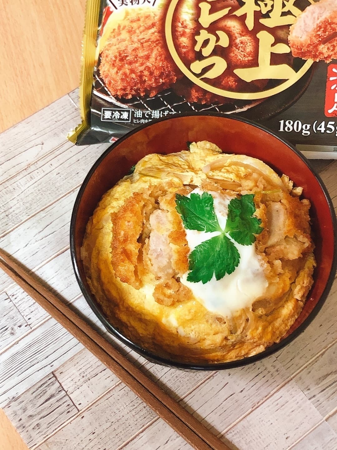 極上ヒレカツでカツ重の完成写真
