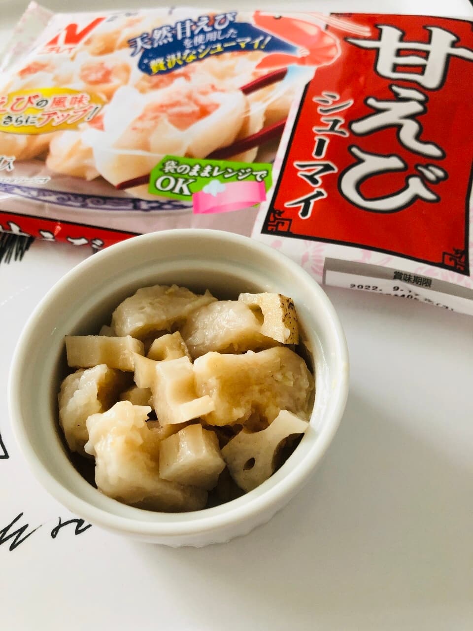 甘えびシューマイと蓮根のマヨポン酢和えの完成写真