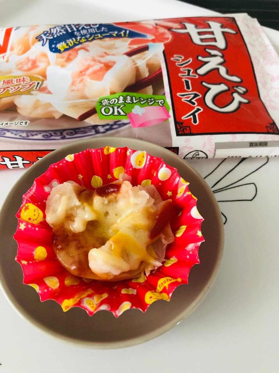 お弁当に◎甘えびシューマイと玉ねぎのケチャップチーの完成写真