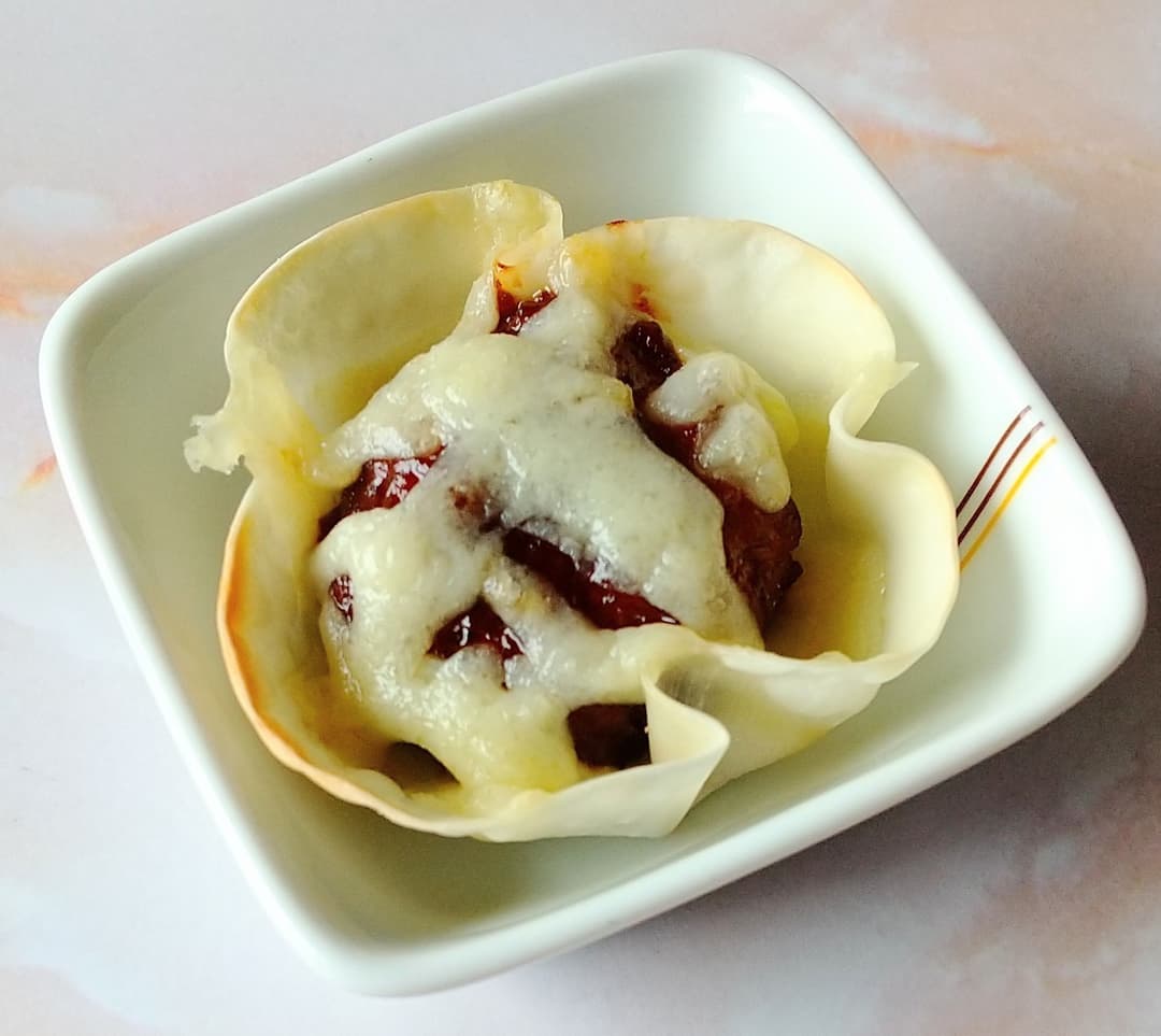 餃子の皮でデミたまハンバーグキッシュの完成写真