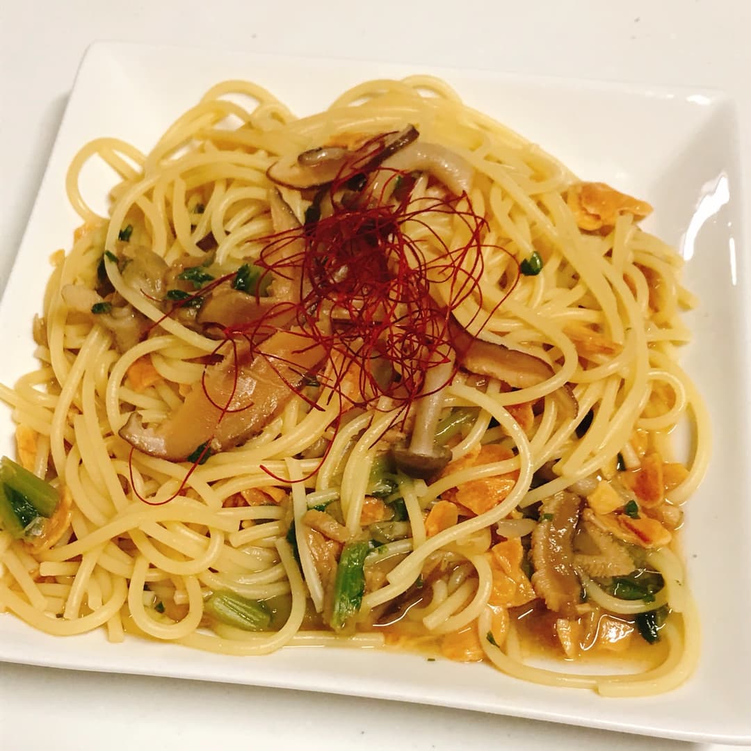 4種のきのこのエスニック風パスタの完成写真