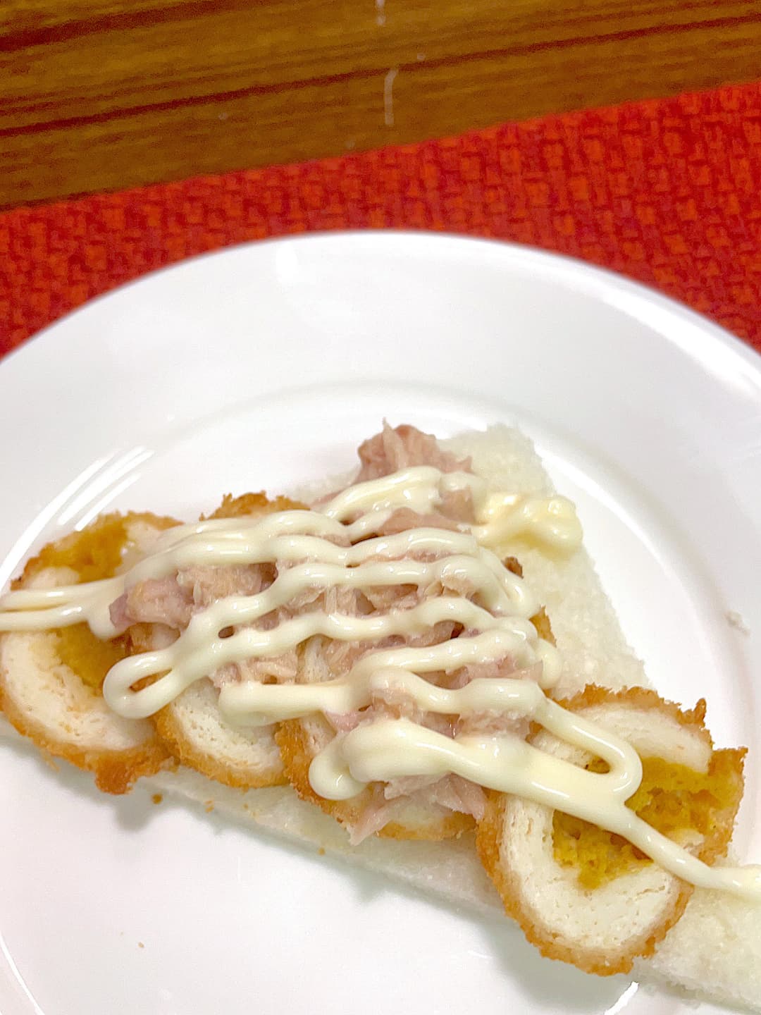 カレーツナマヨパンの完成写真