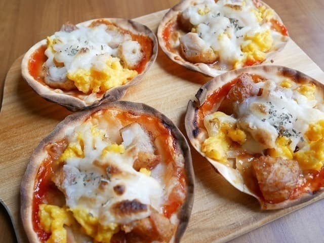 餃子皮でつくる照り焼きピザ風の完成写真