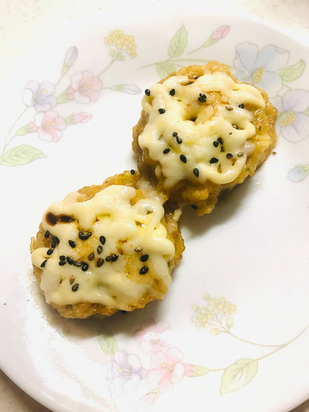 れんこんの肉はさみチーズのせの完成写真
