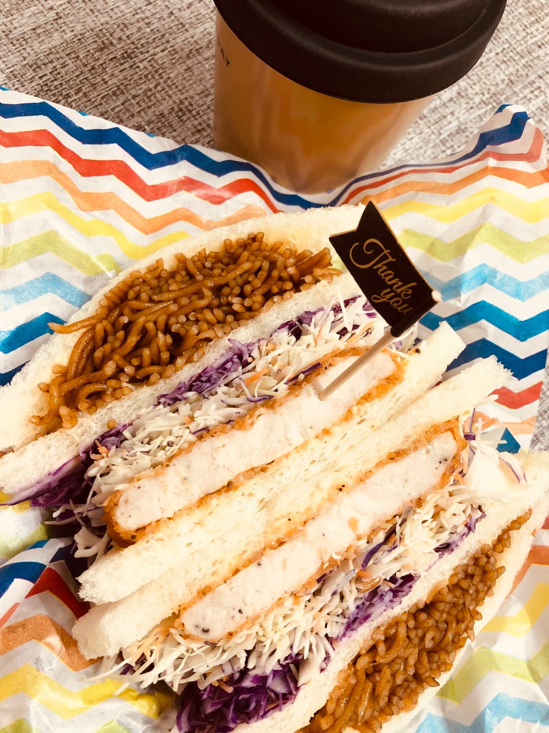 チキチキやきそば満点サンドイッチの完成写真