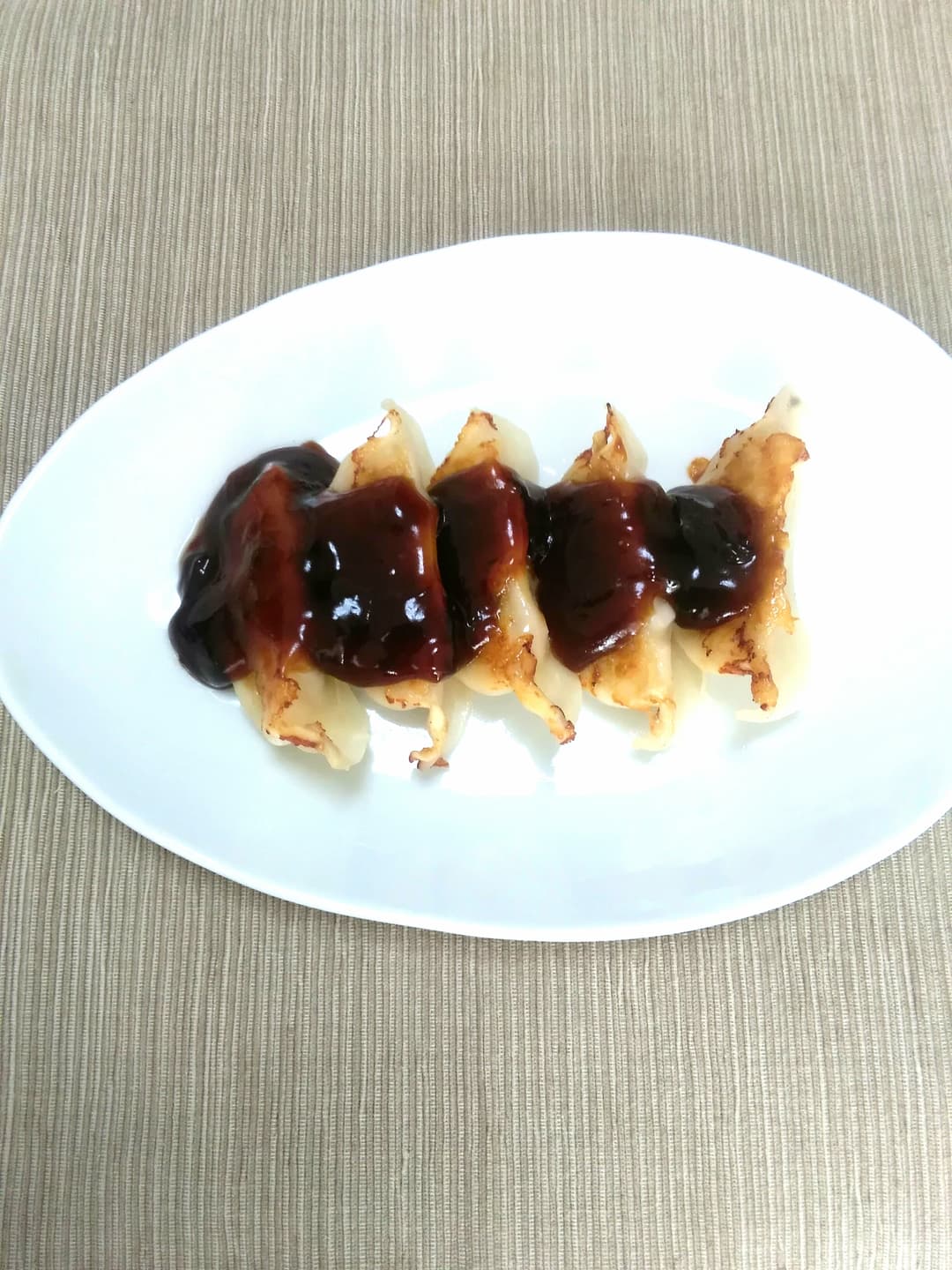 餃子の黒酢あんかけの完成写真