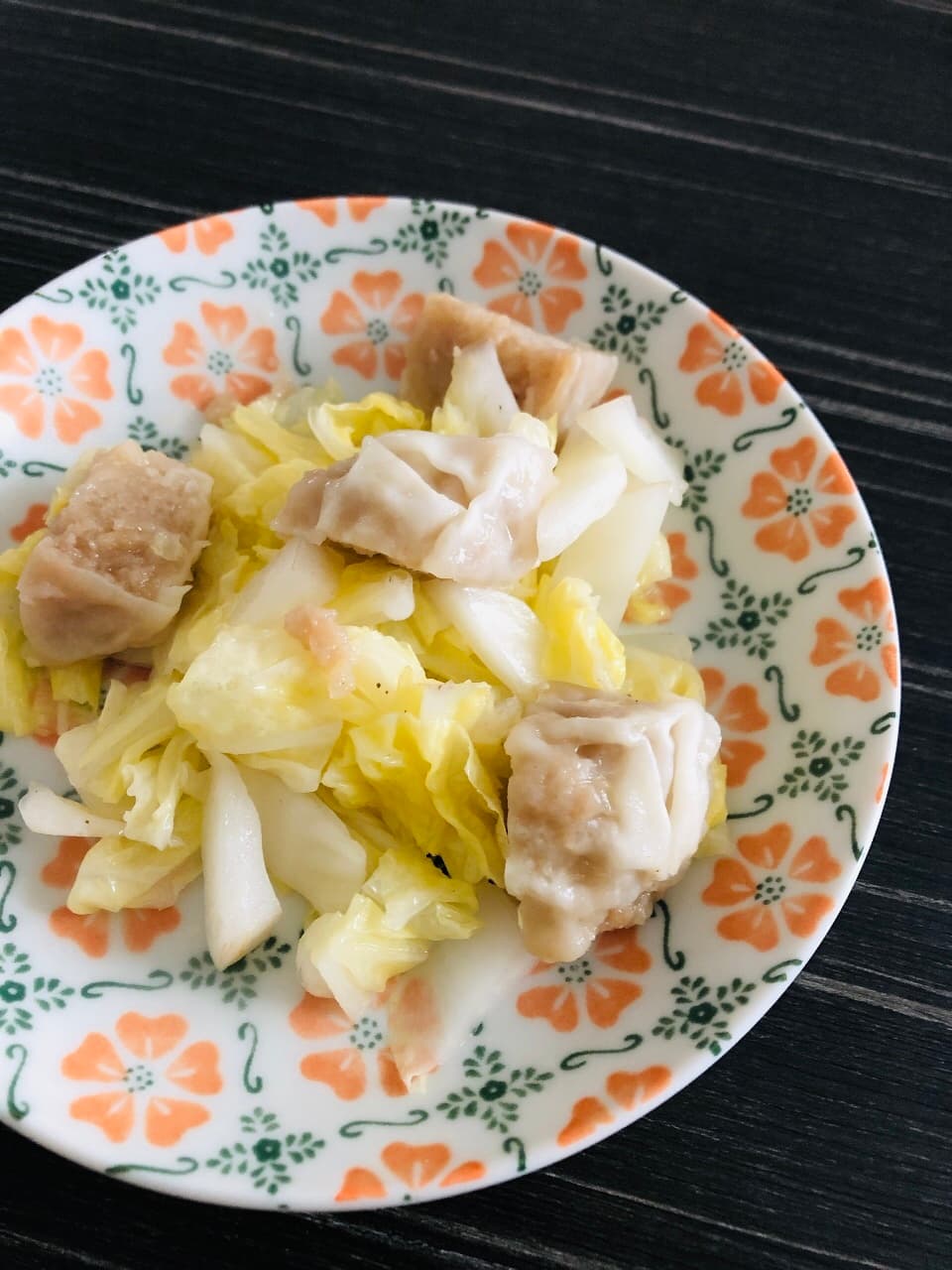四川焼売と白菜の塩こしょう炒めの完成写真