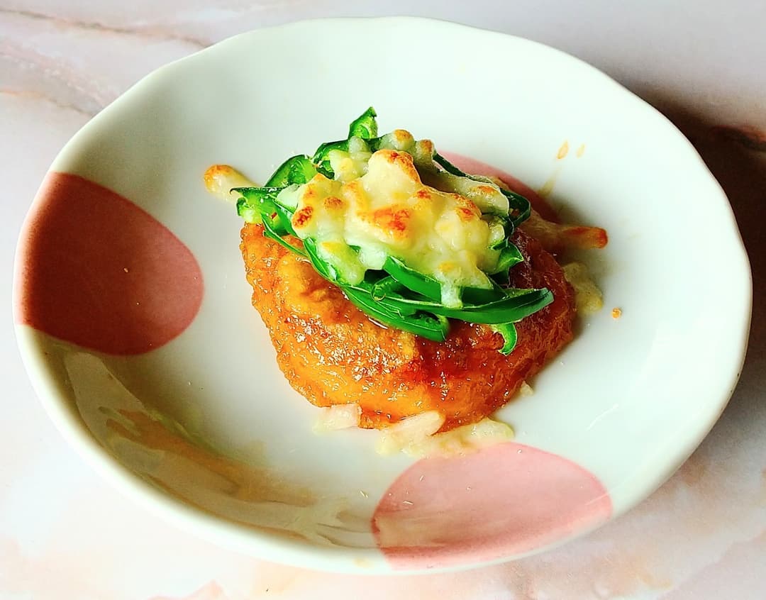 れんこんひき肉のピーマンチーズ焼きの完成写真
