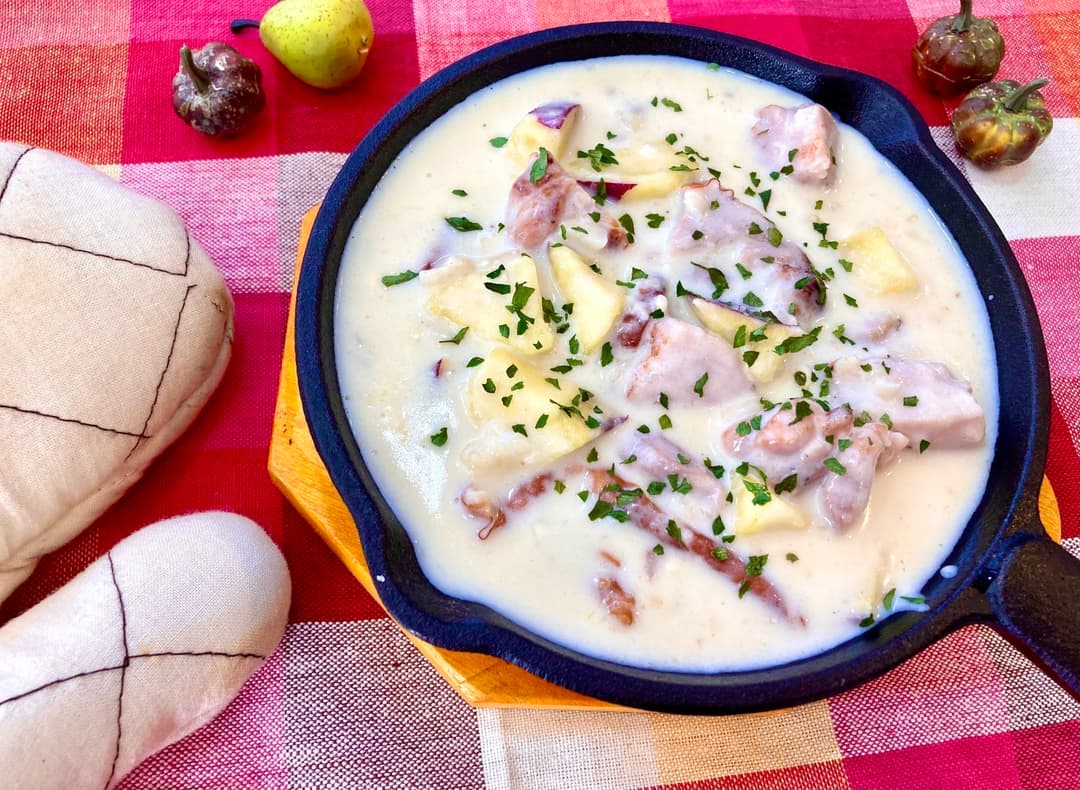 炙り焼チキンとさつまいものシュクメルリの完成写真