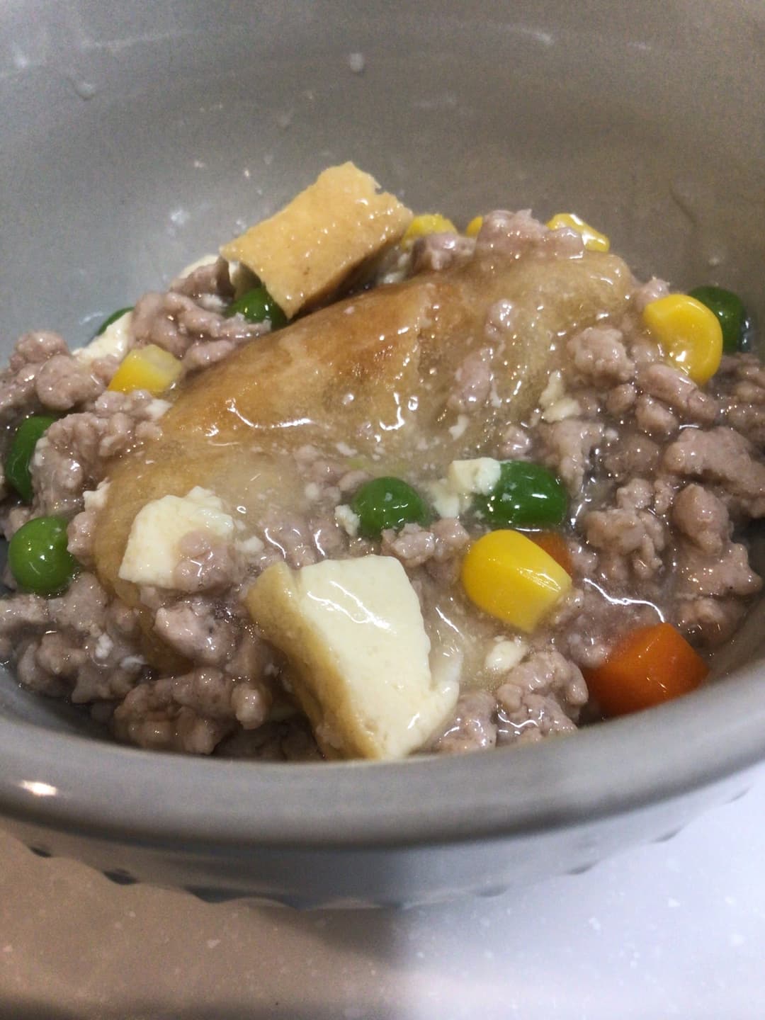 モッツァレラチーズトマトの包揚げ入りひき肉あんかけの完成写真