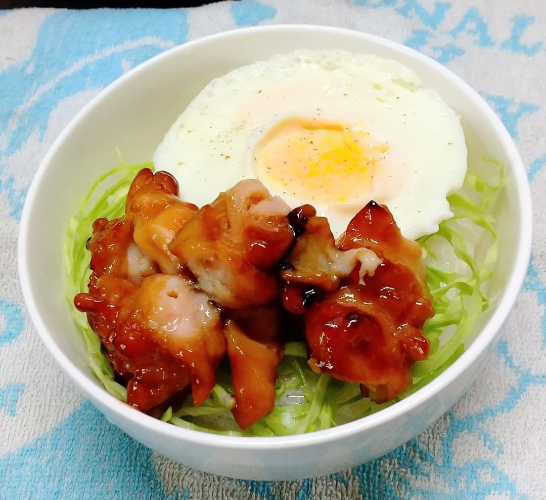 大串やきとり丼の完成写真