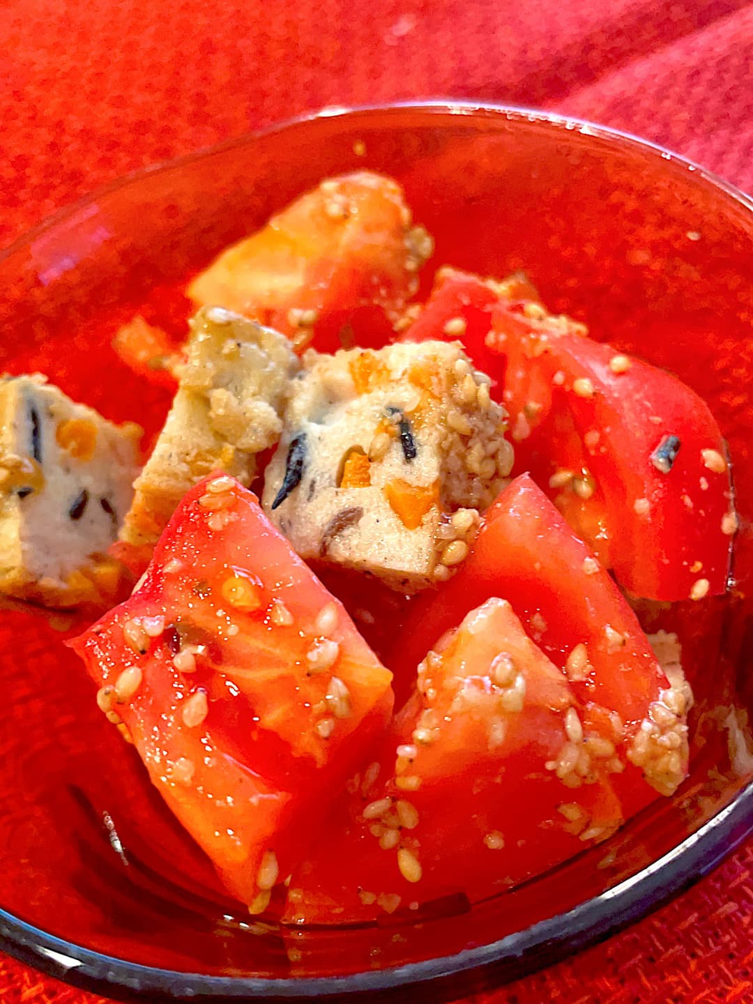 トマトと豆腐揚げの中華サラダの完成写真