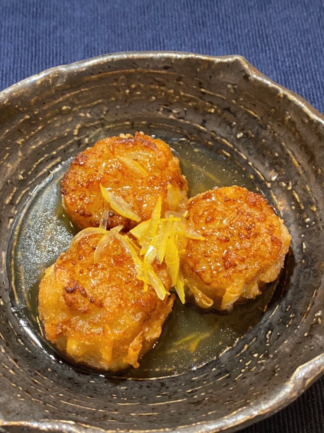 揚げ焼売の柚子あんかけの完成写真