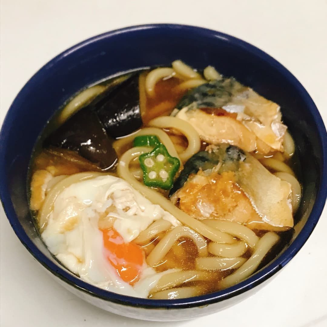 さば味噌の煮込みうどんの完成写真