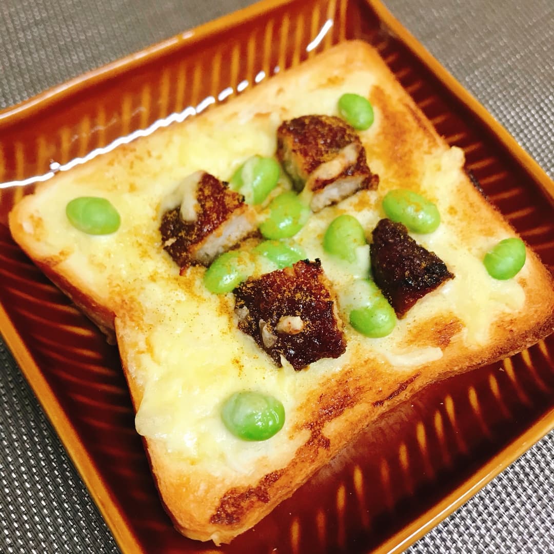 みそカツカレーマヨトーストの完成写真