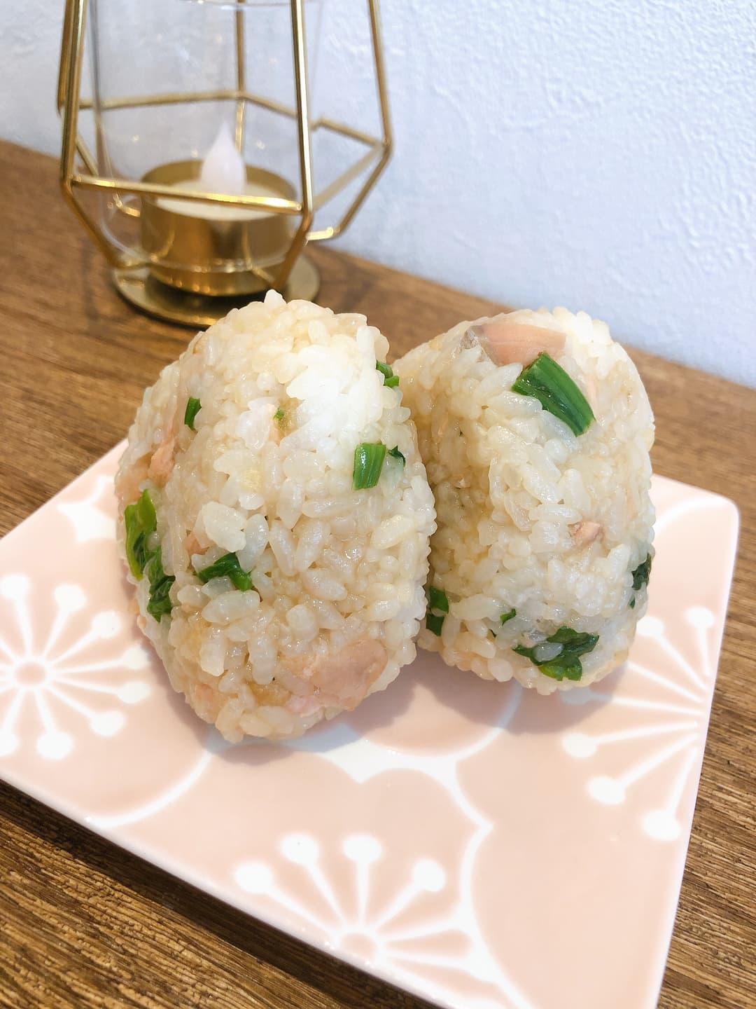 鮭たぬきおにぎりの完成写真
