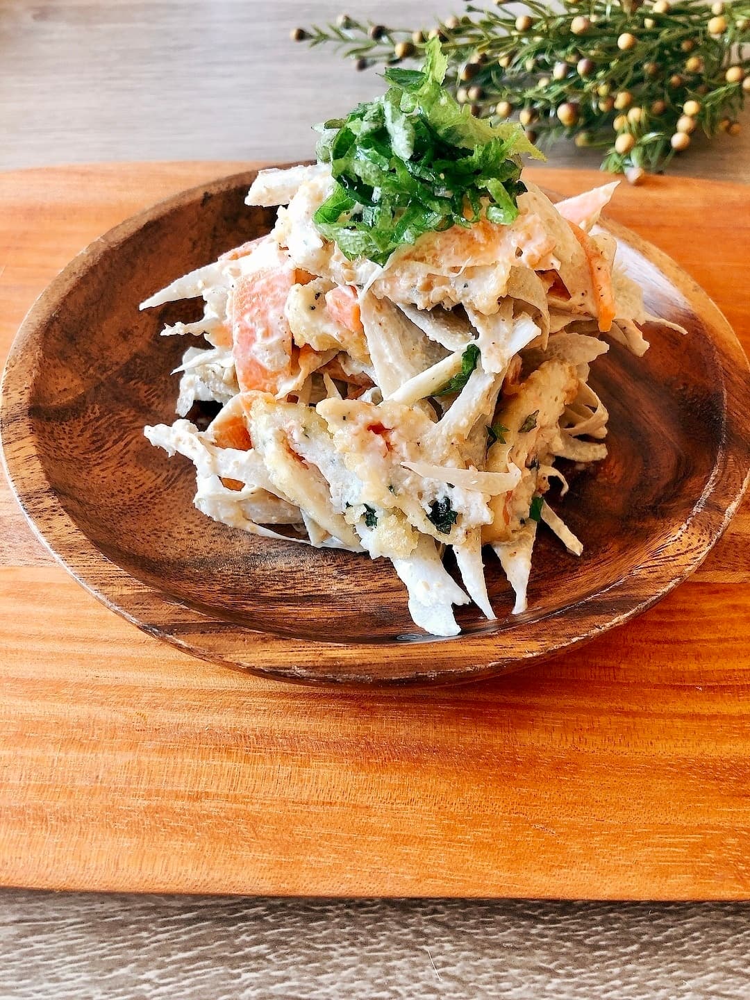 ささみ梅しそのごぼうサラダの完成写真