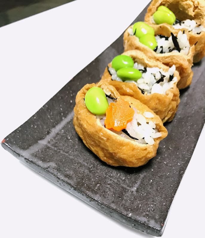 ひじきご飯のおいなりさんの完成写真